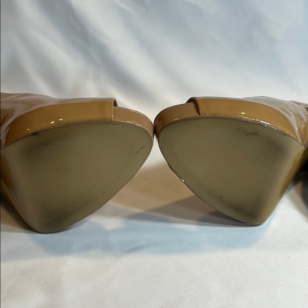 Like New Tan Patent Open Toe Platform Block Heels - image 4